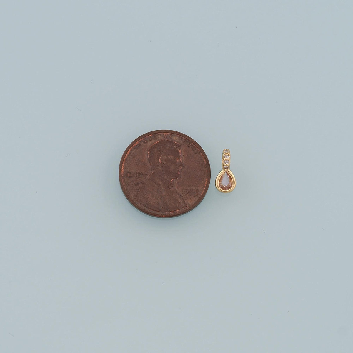 18K Gold Filled Hand Charm Pendant for Jewelry Making