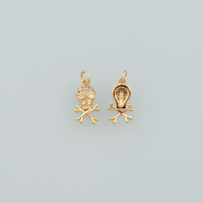 Gold Skull Charms,18K Gold Filled Skull Pendant,CZ Micro Pave halloween Skull Charm Bracelet Necklace for DIY Jewelry Making 