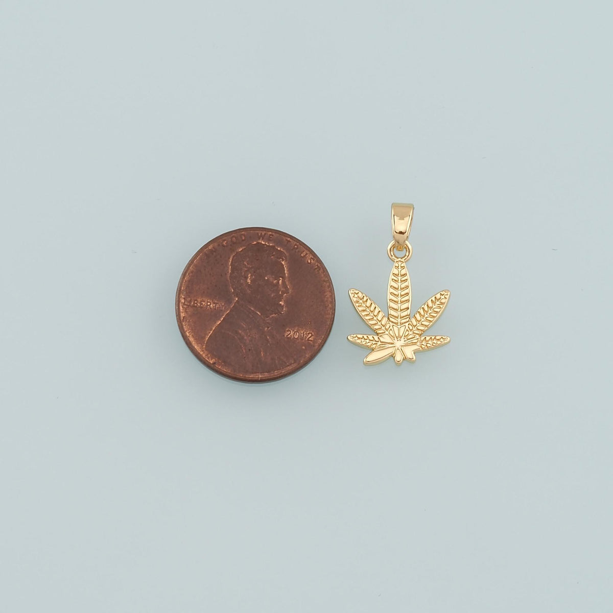 18K Gold Filled Leaf Charm Pendant for Jewelry Making