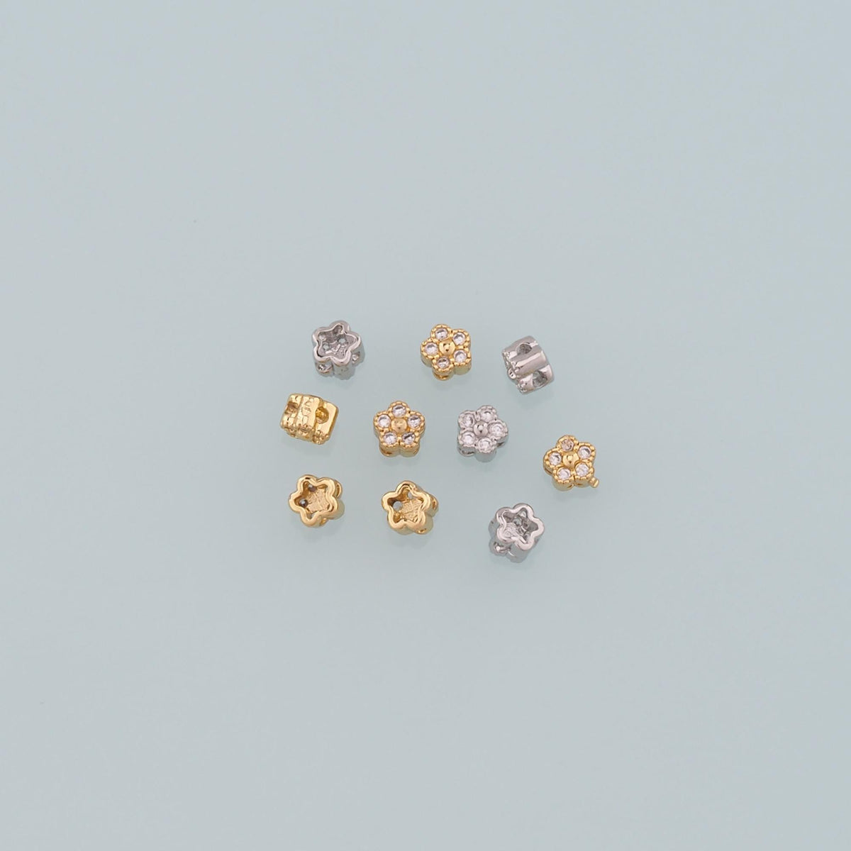 18K Gold Filled Flower Charm Pendant for Jewelry Making