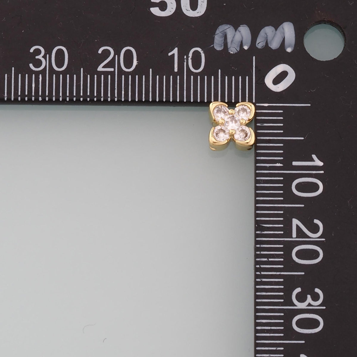 18K Gold Filled Flower Charm Pendant for Jewelry Making