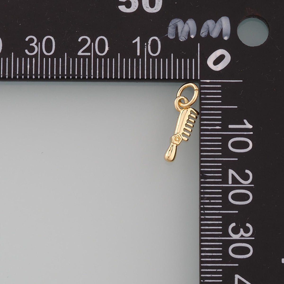 18K Gold Filled Hand Charm Pendant for Jewelry Making