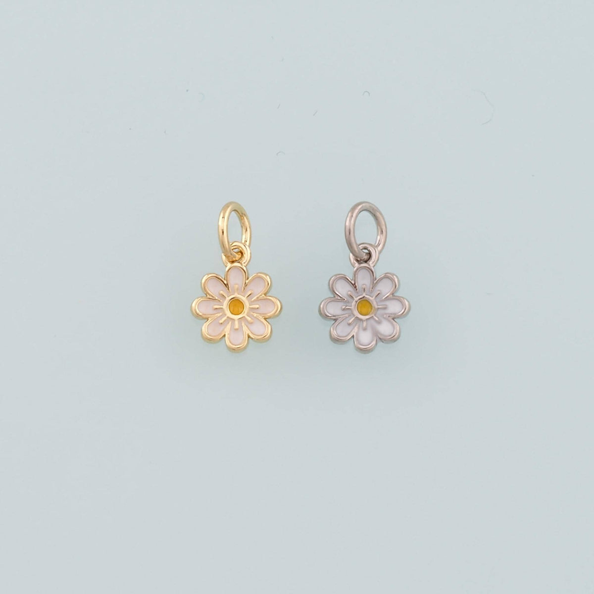 Gold Daisy Charms,18K Gold Filled Daisy Pendant,Enamel Daisy Charm Bracelet Necklace for DIY Jewelry Making Supply