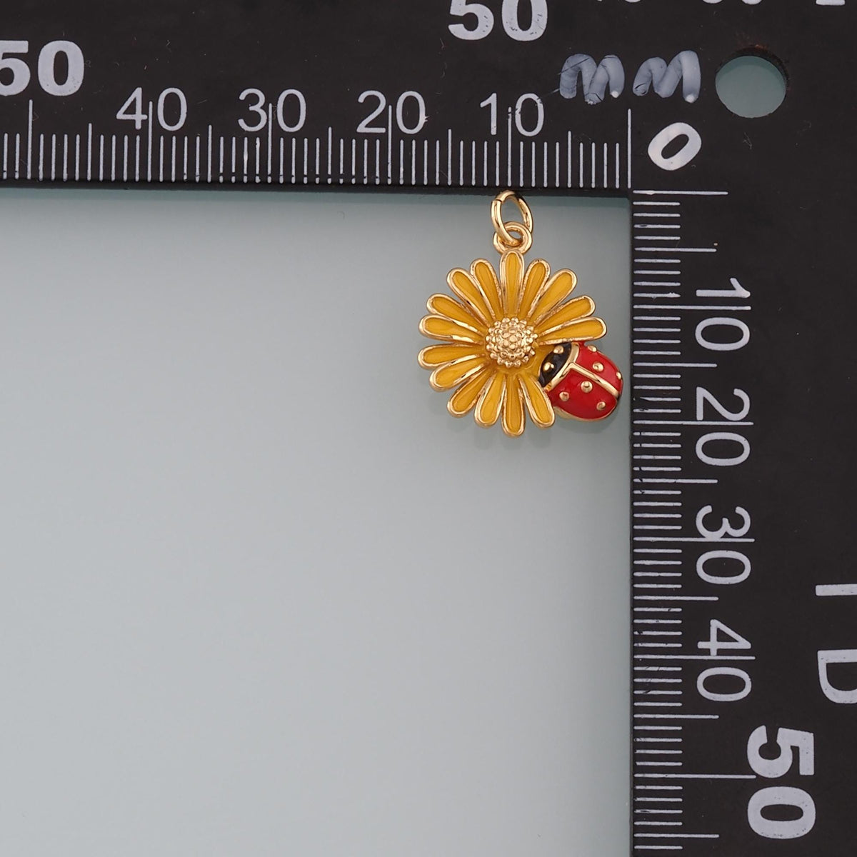 Gold Ladybug Daisy Charms,18K Gold Filled Daisy Pendant,Enamel Ladybug Charms Bracelet Necklace for DIY Jewelry Making Supply