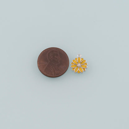 Gold Daisy Charms,18K Gold Filled Daisy Pendant,Enamel Daisy Charm Bracelet Necklace for DIY Jewelry Making Supply