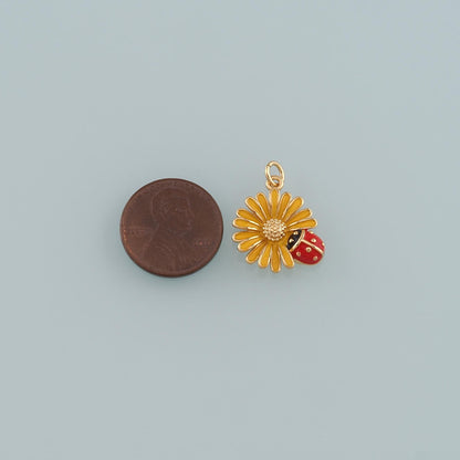 Gold Ladybug Daisy Charms,18K Gold Filled Daisy Pendant,Enamel Ladybug Charms Bracelet Necklace for DIY Jewelry Making Supply