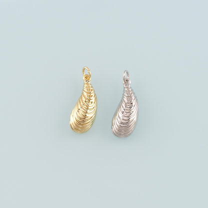 Gold Oyster Charms,18K Gold Filled Conch Pendant,Conch Shell Charm Bracelet Necklace for DIY Jewelry Making Supply