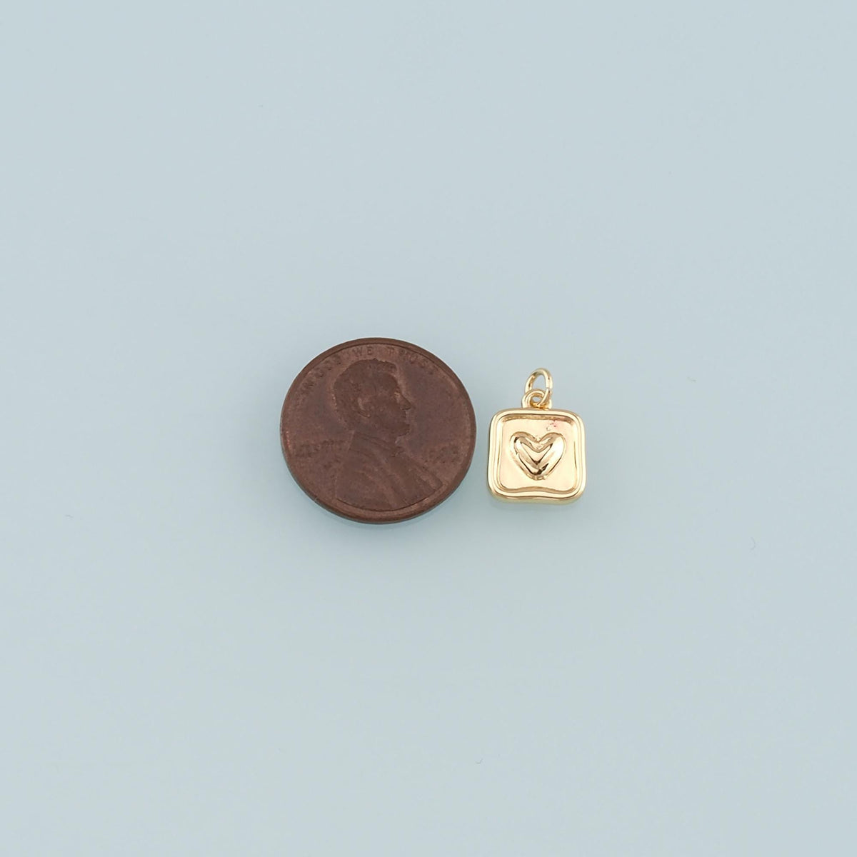 Gold Heart Charms,18K Gold Filled Heart Pendant,Dainty Heart Charm Bracelet Necklace for DIY Jewelry Making Supply