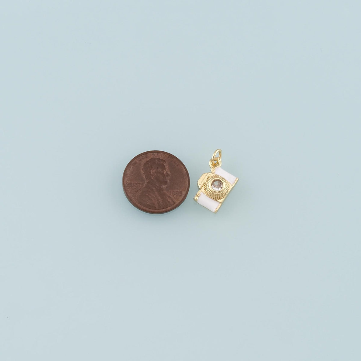 Gold Camera Charms,18K Gold Filled Camera Pendant,Enamel Camera Charm Bracelet Necklace for DIY Jewelry Making Supply