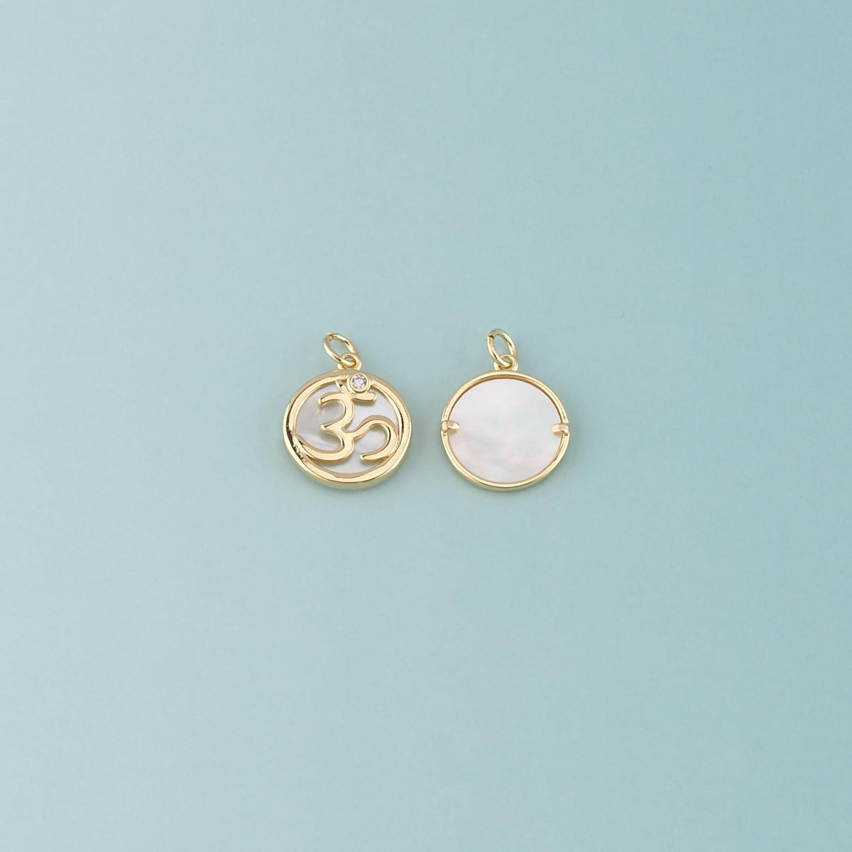 18K Gold Filled Hand Charm Pendant for Jewelry Making