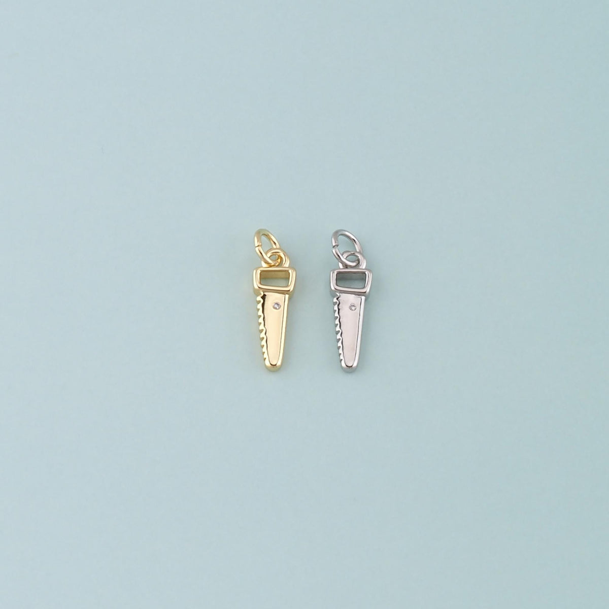 18K Gold Filled Hand Charm Pendant for Jewelry Making