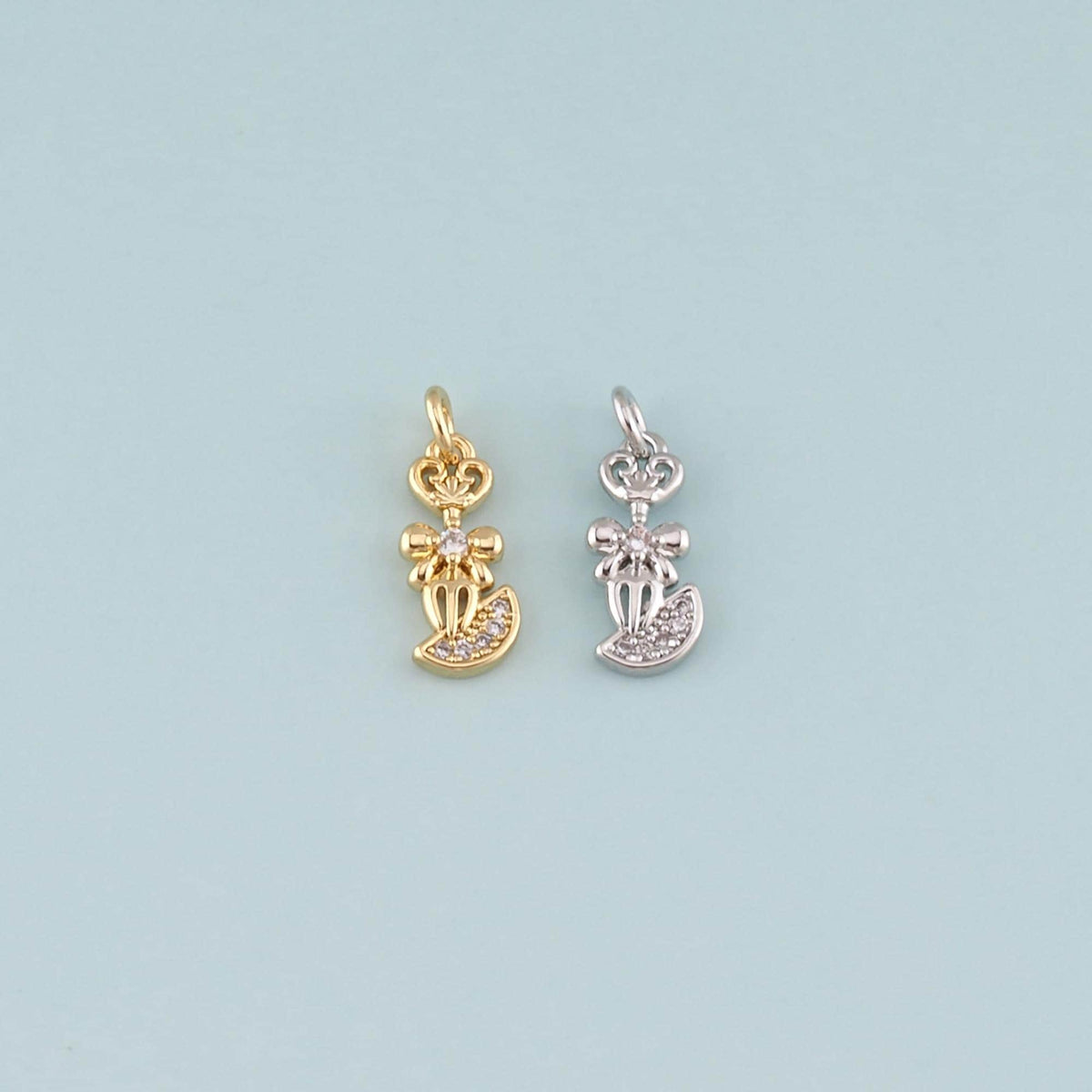 18K Gold Filled Hand CZ Charm Pendant for Jewelry Making