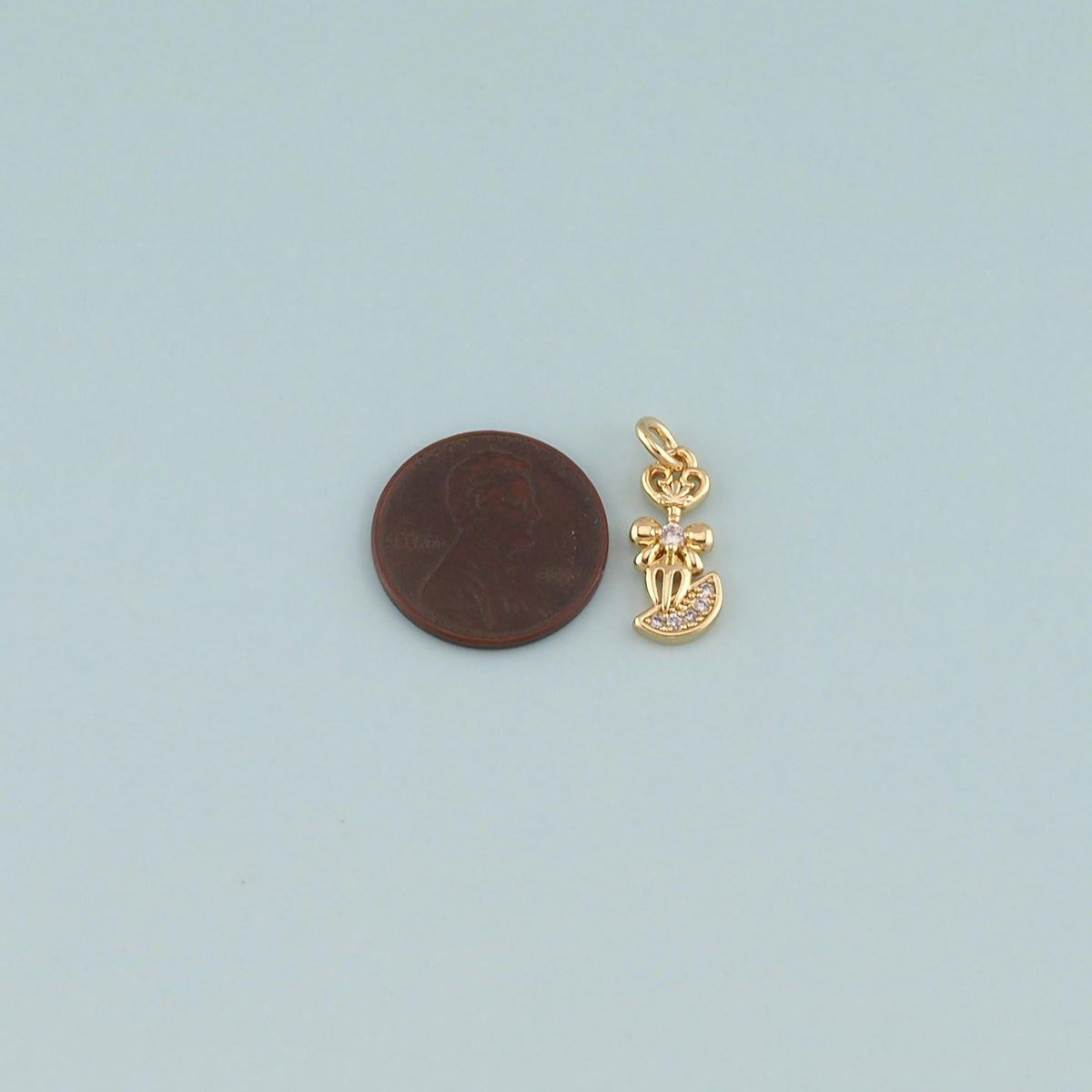 18K Gold Filled Hand CZ Charm Pendant for Jewelry Making