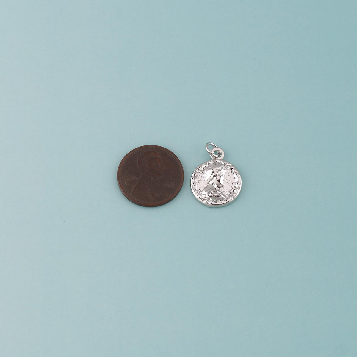 18K Gold Filled Hand Charm Pendant for Jewelry Making