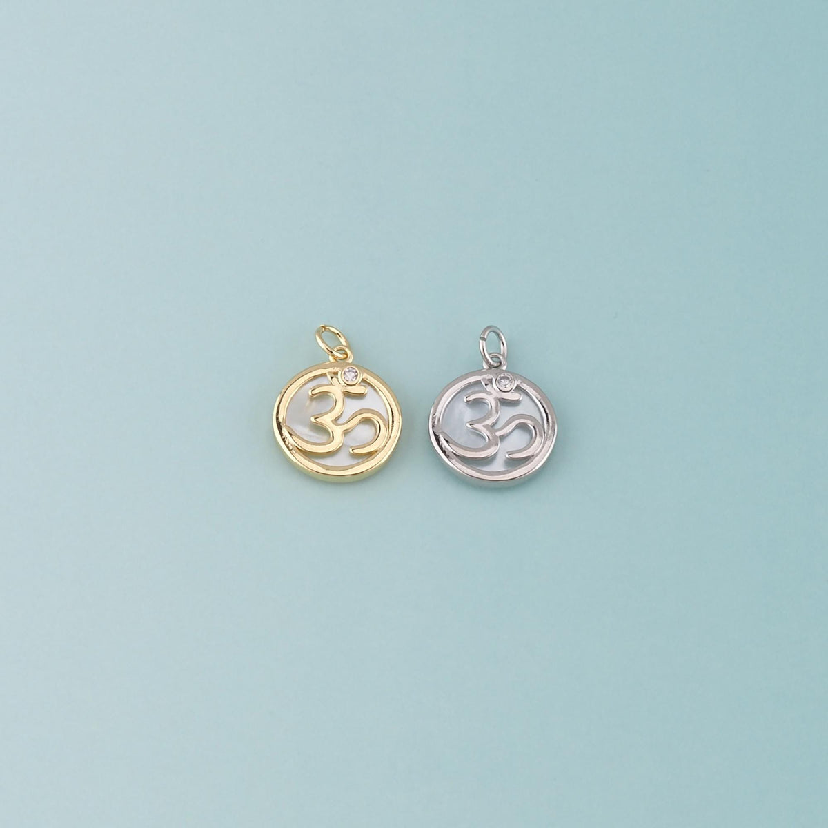 18K Gold Filled Hand Charm Pendant for Jewelry Making