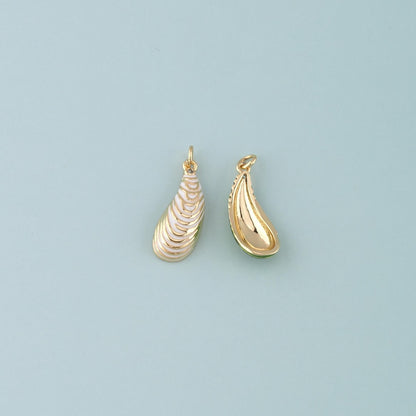 Gold Oyster Charms,18K Gold Filled Conch Pendant,Enamel Conch Shell Charm Bracelet Necklace for DIY Jewelry Making Supply