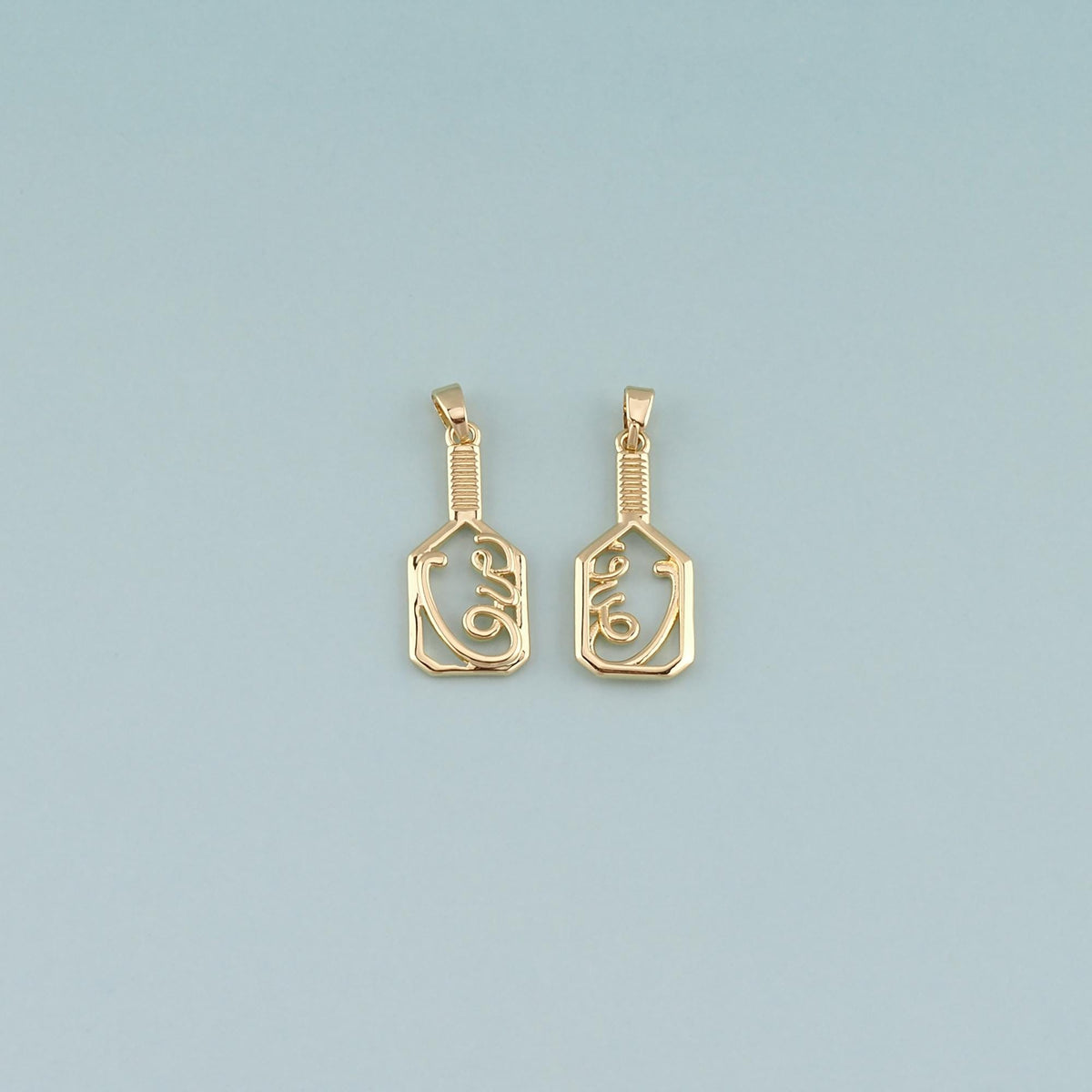 18K Gold Filled Hand Charm Pendant for Jewelry Making