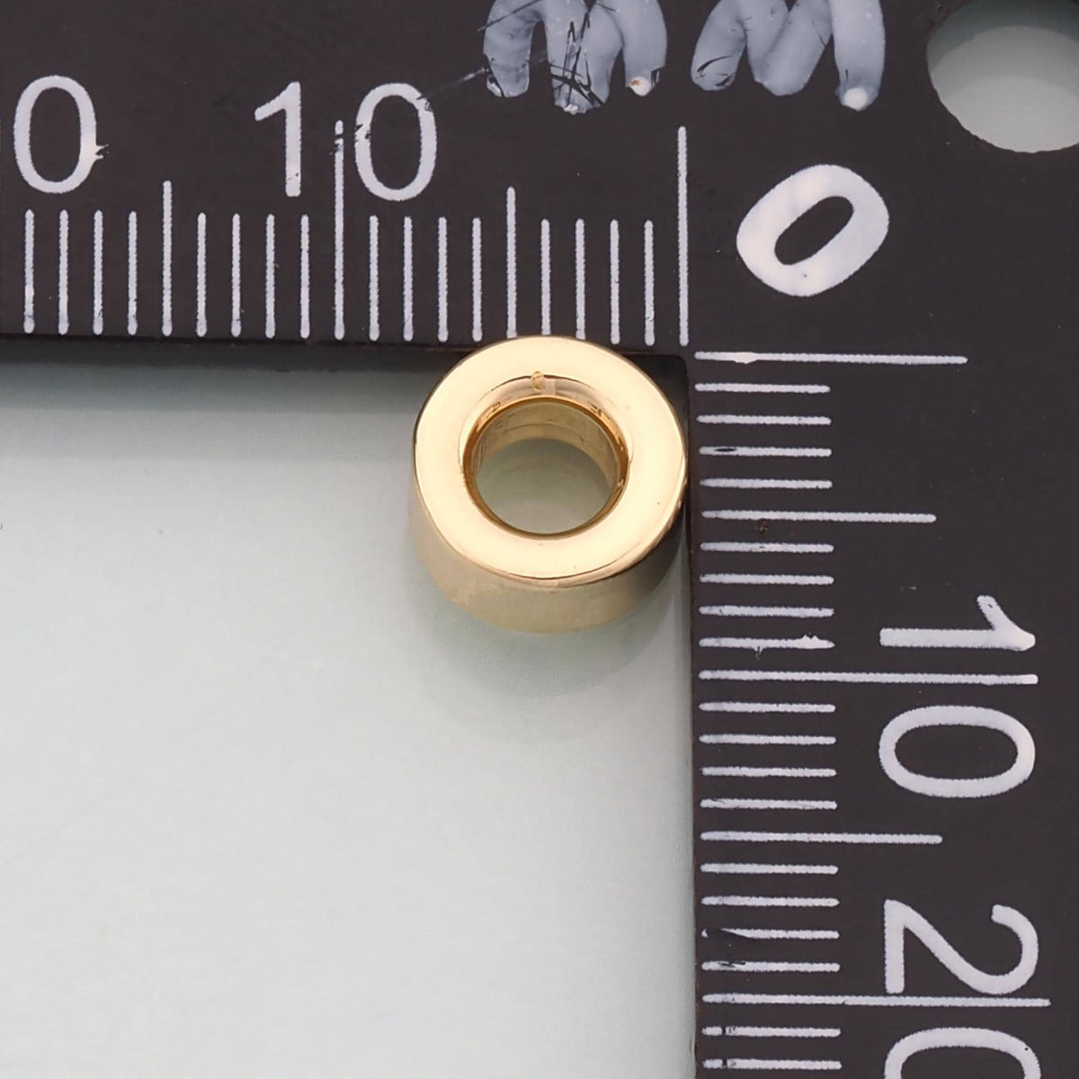 Gold Round Beads Charms,18K Gold Filled Round Flat Spacer beads Bracelet Necklace for DIY Jewelry Making Supply
