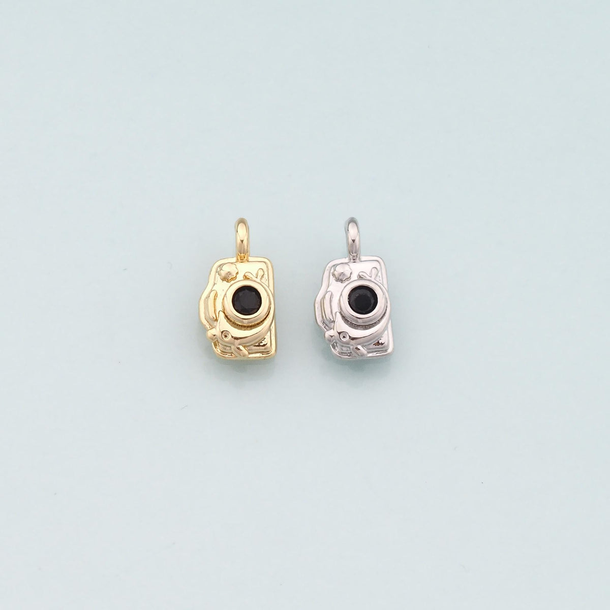Gold Camera Charms,18K Gold Filled Camera Pendant,Camera Charm Bracelet Necklace for DIY Jewelry Making Supply