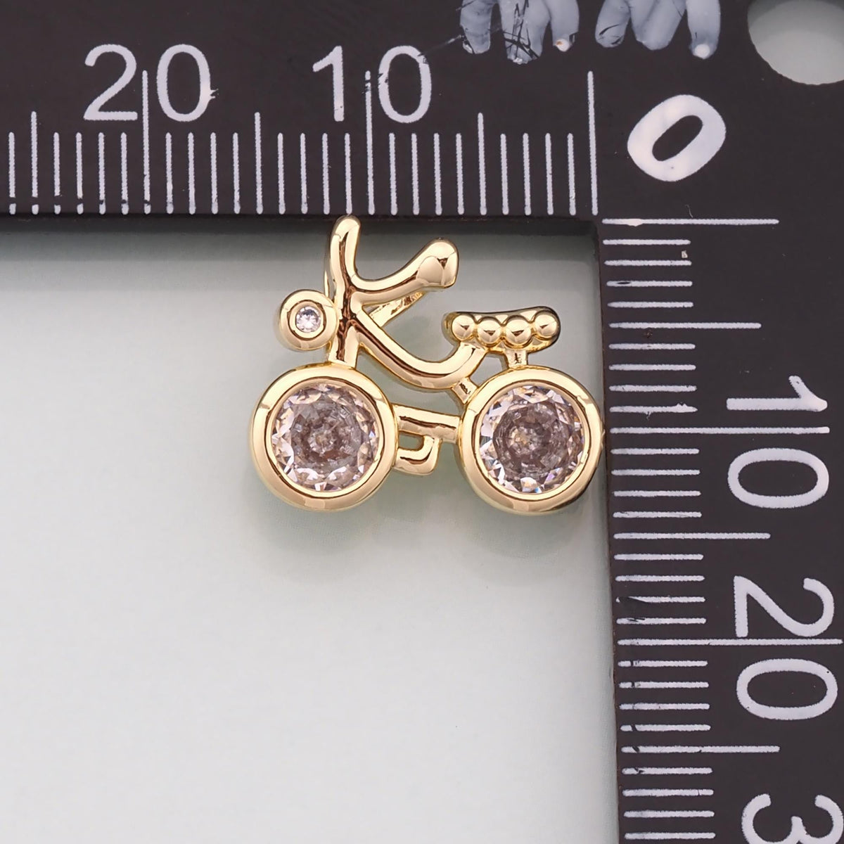 18K Gold Filled Cubic Zirconia Charm Pendant for Jewelry Making
