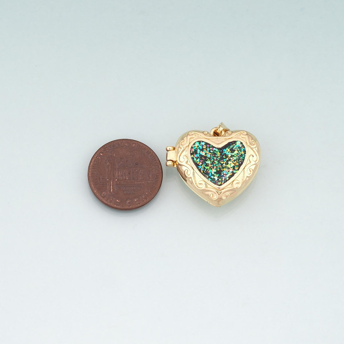 Gold Opal Openable Heart Round Locket Charms,18K Gold Filled Heart Pendant Charm Bracelet Necklace for DIY Jewelry Making Sup