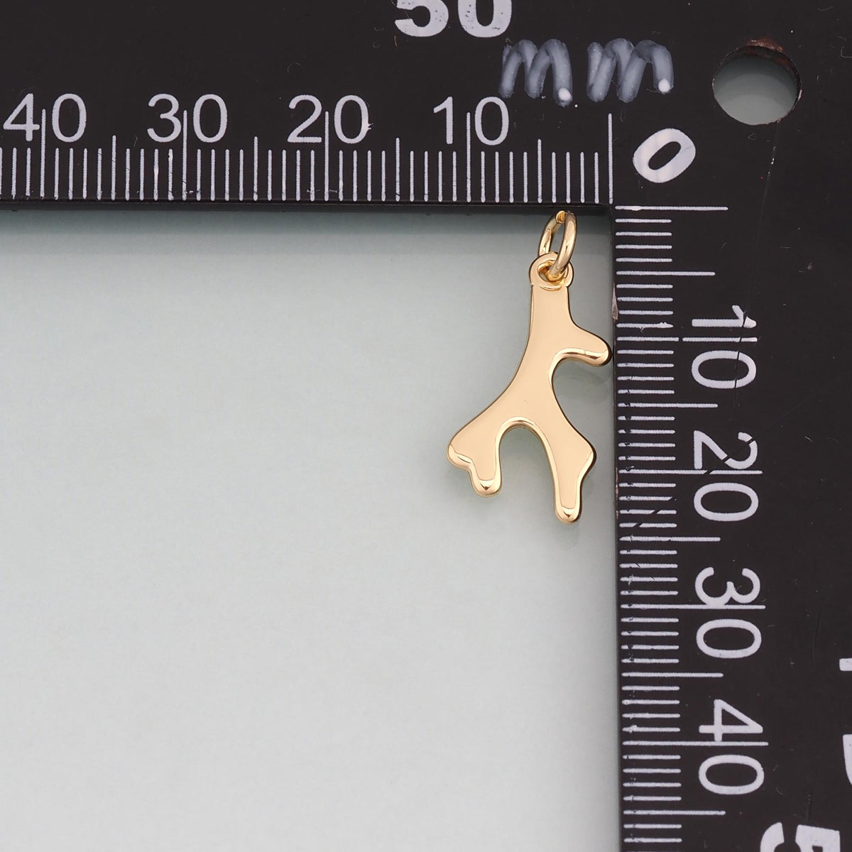 18K Gold Filled Hand Charm Pendant for Jewelry Making