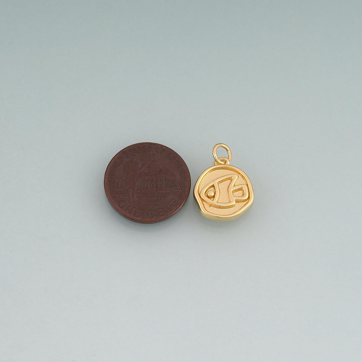 18K Gold Filled Relief Line Fish  Pendant,Minimalist Charm Bracelet Necklace for DIY Jewelry Making Supply