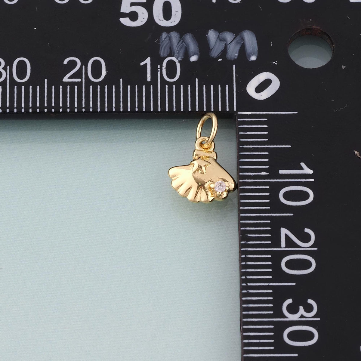 18K Gold Filled CZ Scallop Pendant,Minimalist Charm Bracelet Necklace for DIY Jewelry Making Supply