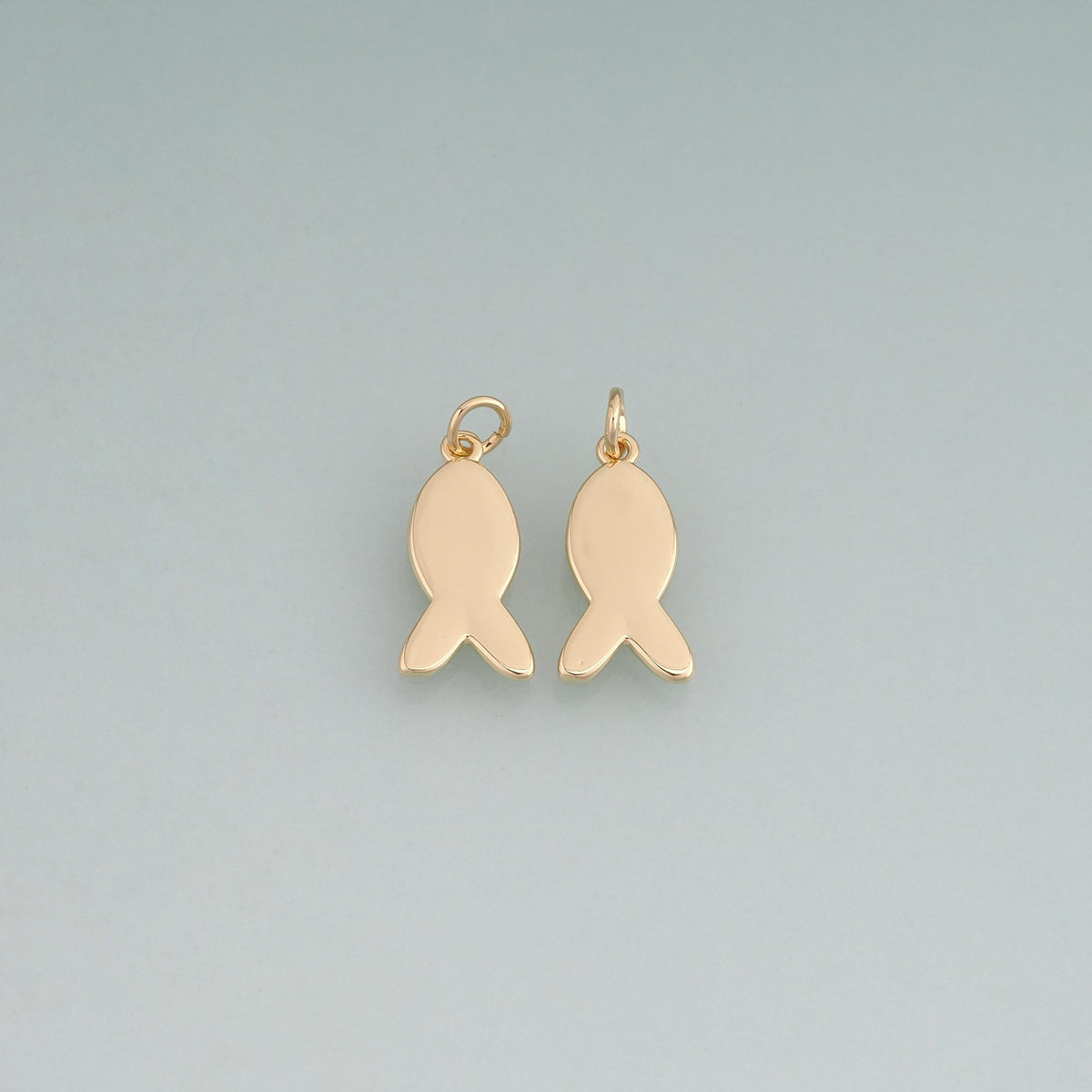 18K Gold Filled Fish Pendant,Minimalist Charm Bracelet Necklace for DIY Jewelry Making Supply