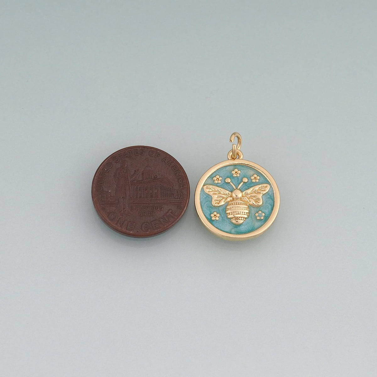 18K Gold Filled Enamel Bee Round Pendant,Insect Charm Bracelet Necklace for DIY Jewelry Making Supply