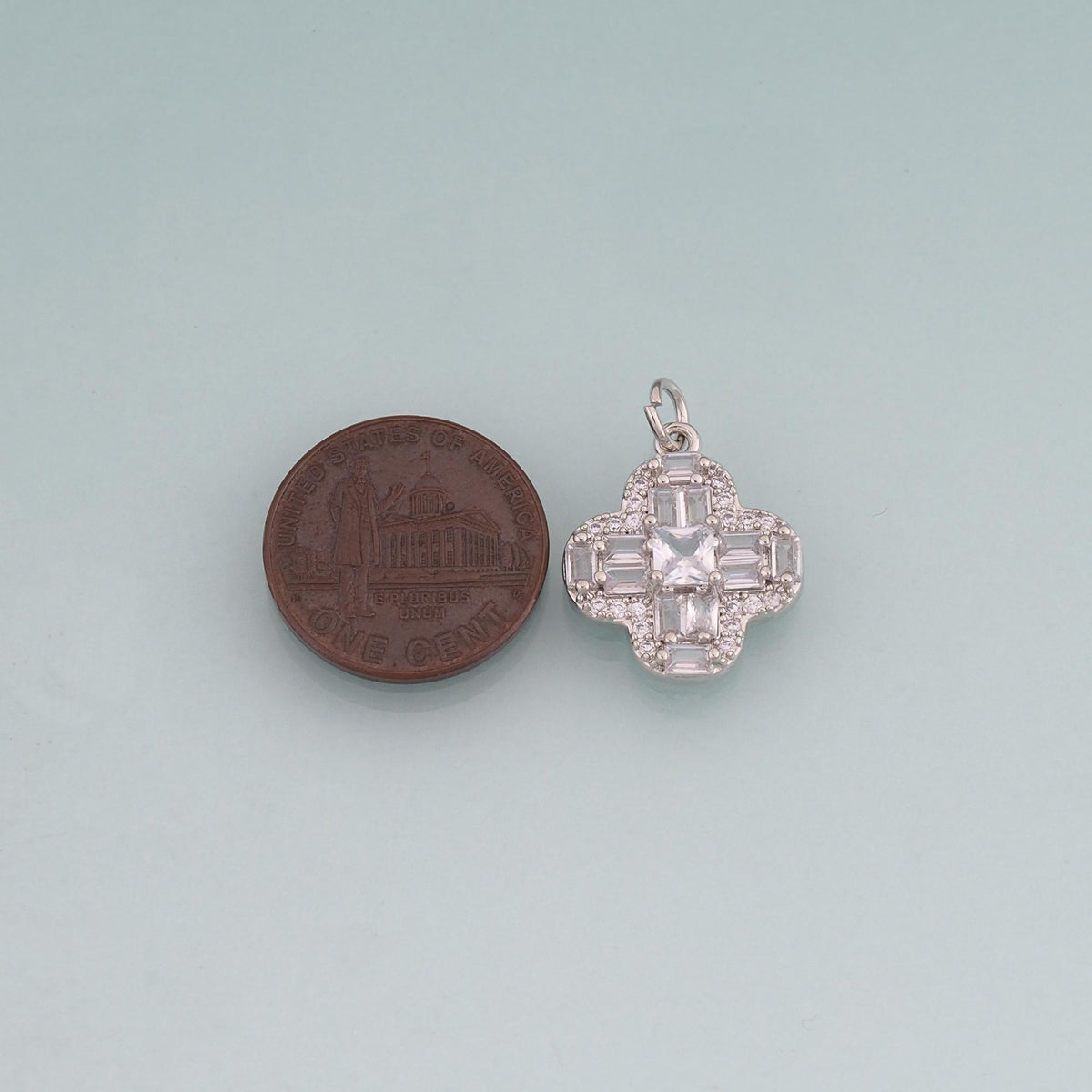 18K Gold Filled Crystal Flower Charm Pendant for Jewelry Making
