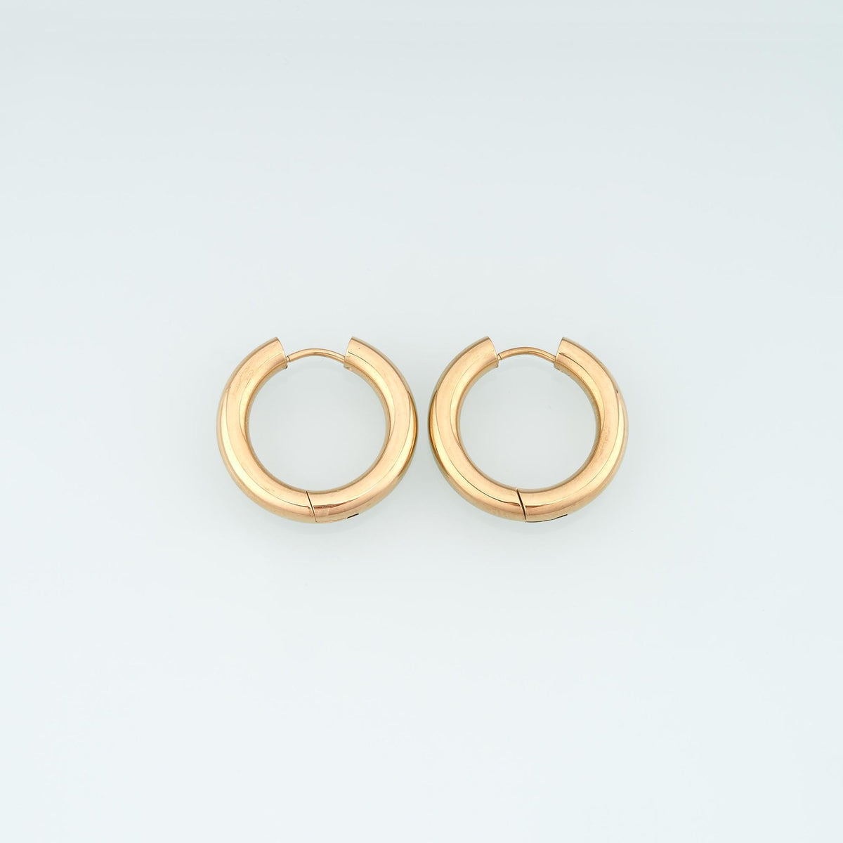 A Pair Stainless Steel Huggie Earrings, 14K Gold Filled Waterproof Never Fade Huggie Hoops,Everyday DIY Jewelry Ear Stack Jew