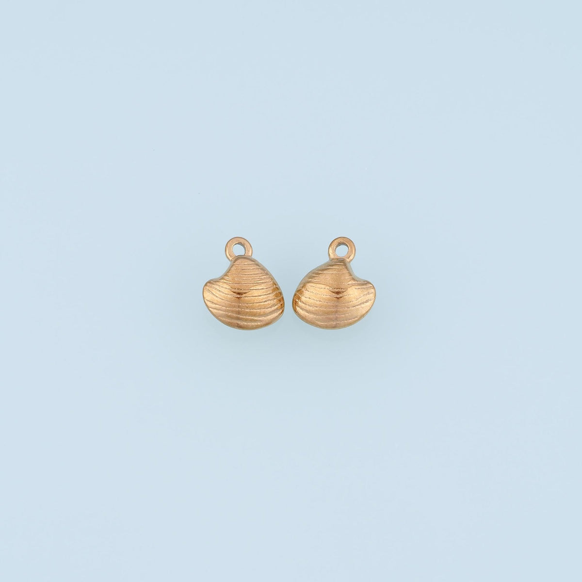 14K Gold Shell Charm Pendant for Jewelry Making