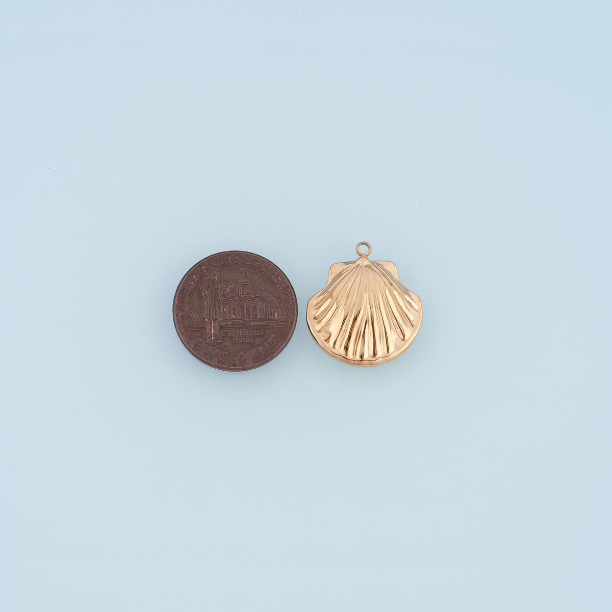 Scallop Pendant,14K Gold Minimalist Charm DIY Charm for Necklace Bracelet Making