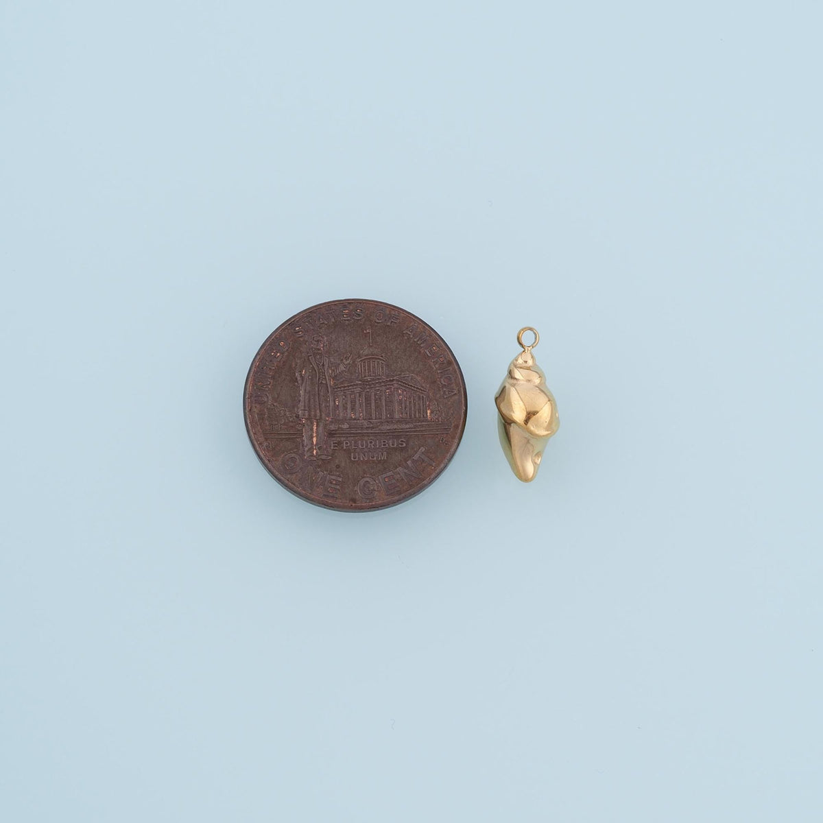 Conch Pendant,14K Gold Minimalist Relief Charm DIY Charm for Necklace Bracelet Making
