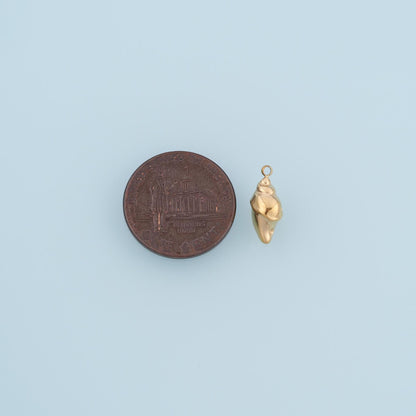 Conch Pendant,14K Gold Minimalist Relief Charm DIY Charm for Necklace Bracelet Making
