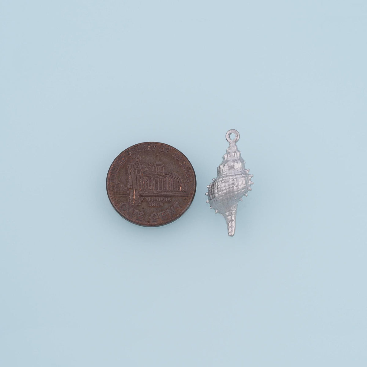Spike Conch Pendant,14K Gold Minimalist Relief Charm DIY Charm for Necklace Bracelet Making