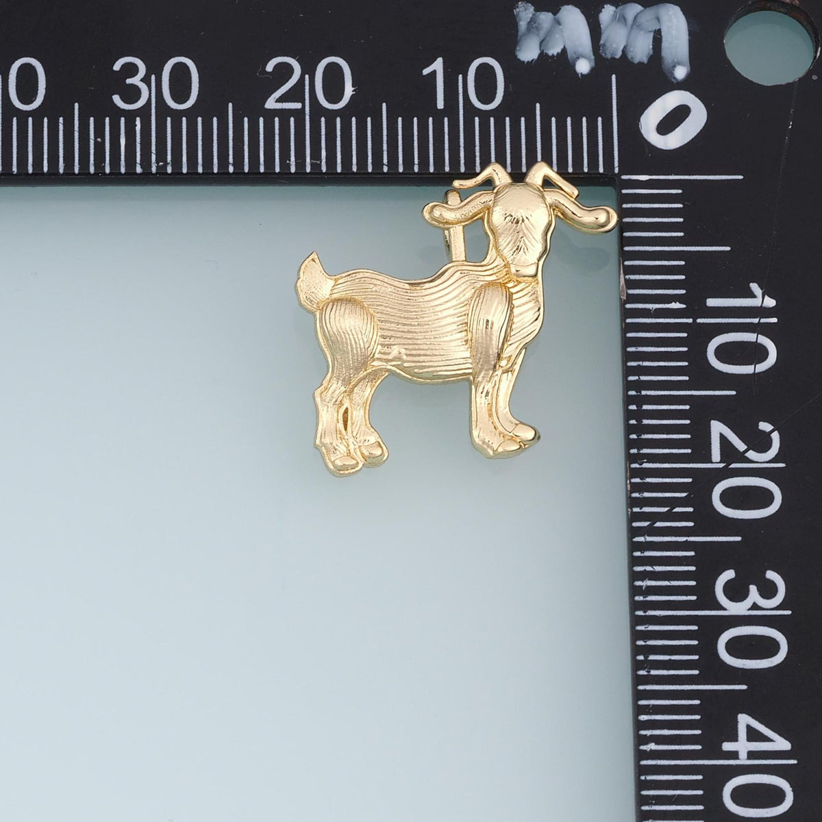 18K Gold Filled Goat Charm,Textured Goat Pendant,Farm Animal Charm,Gold Goat Jewelry,DIY Necklace Bracelet Jewelry Supply